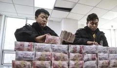 社保基金收支压力加大？异地就医结算能给你省多少钱？当前和今后的就业形势如何？